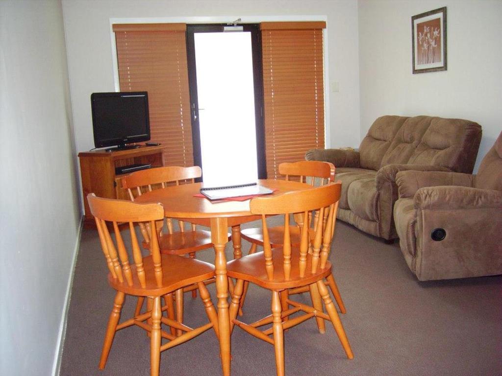 Hervey Bay Colonial Lodge Torquay Esterno foto
