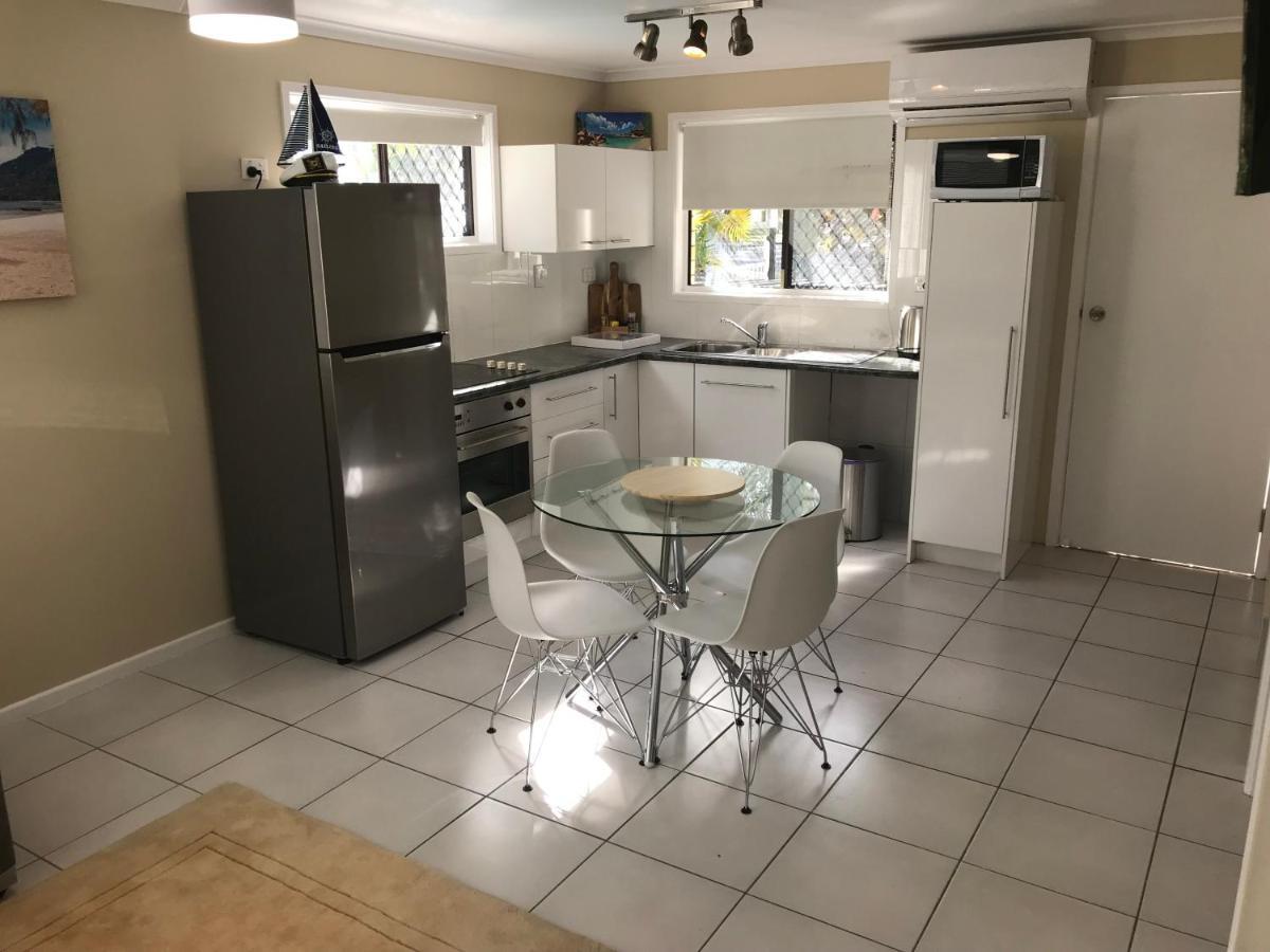 Hervey Bay Colonial Lodge Torquay Esterno foto